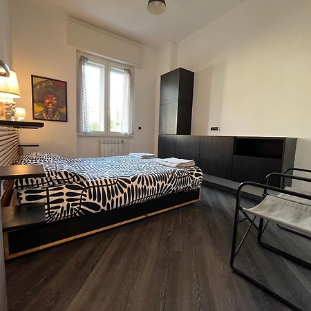 Roby'S Guest House In San Martino Genova Esterno foto